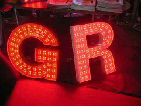 自贡LED发光字有哪些优势？